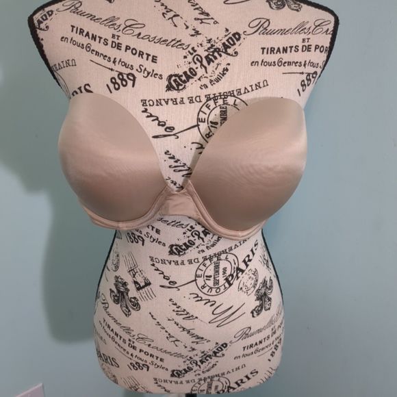 VERY SEXY VICTORIA'S SECRET Nude Push Up Bra Women's Size 36dd - Picture 1 of 4